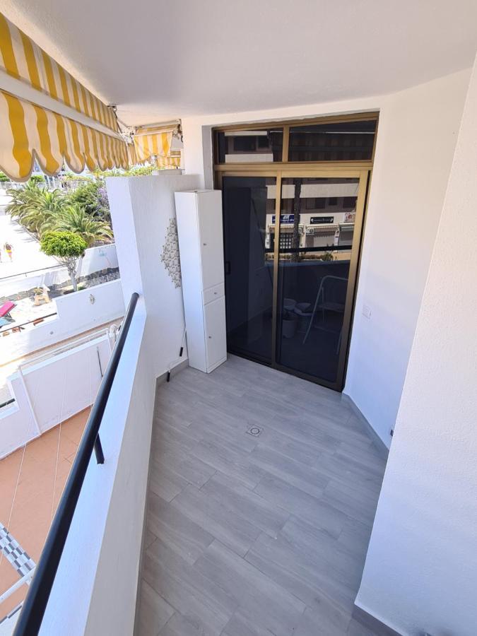 Summerland Beach Los Cristianos  Bagian luar foto
